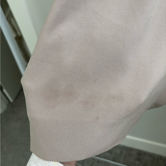 Aritzia Babaton High Waisted Shorts - Picture 5 of 7